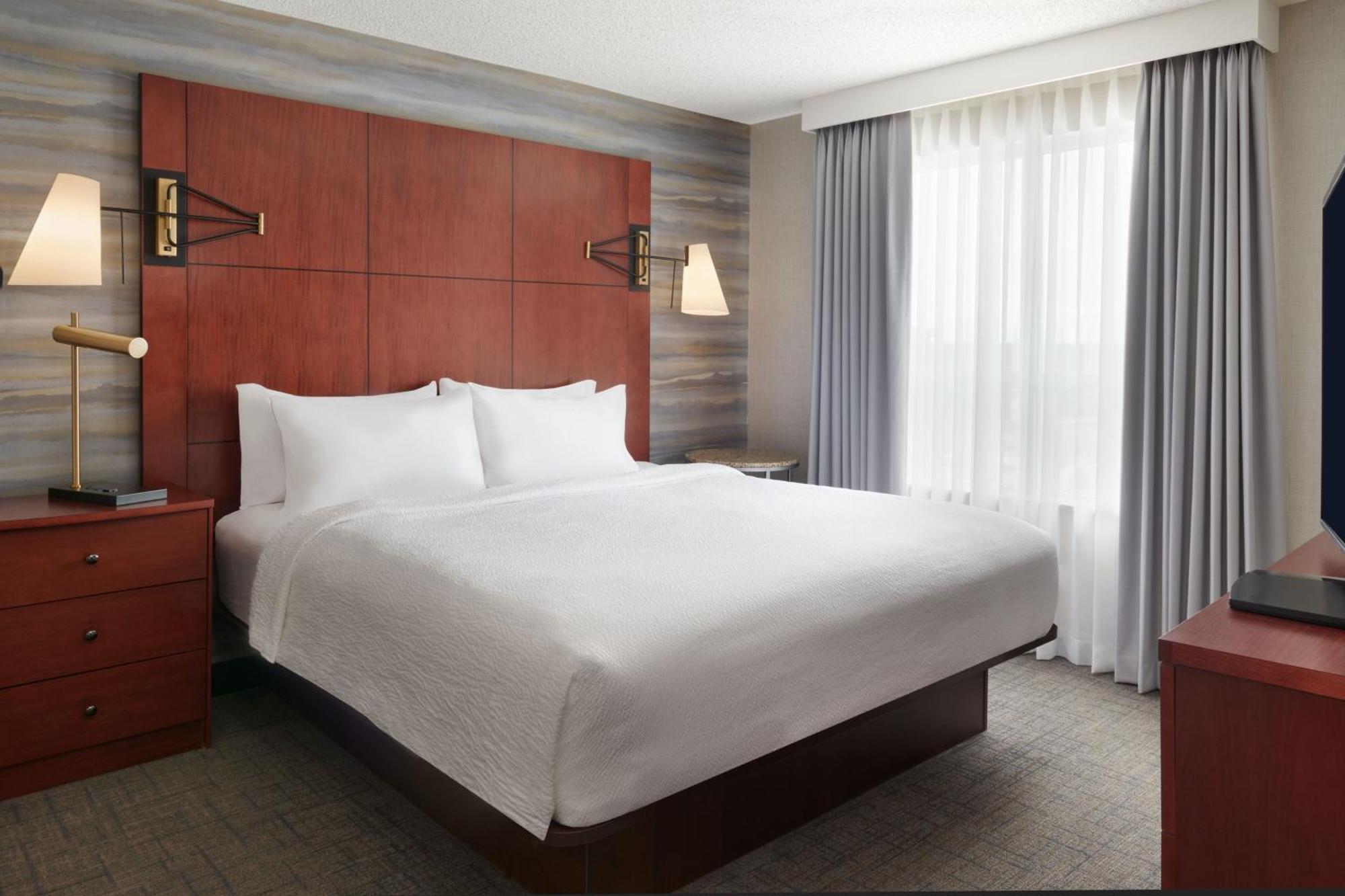 Residence Inn By Marriott Calgary Airport Esterno foto