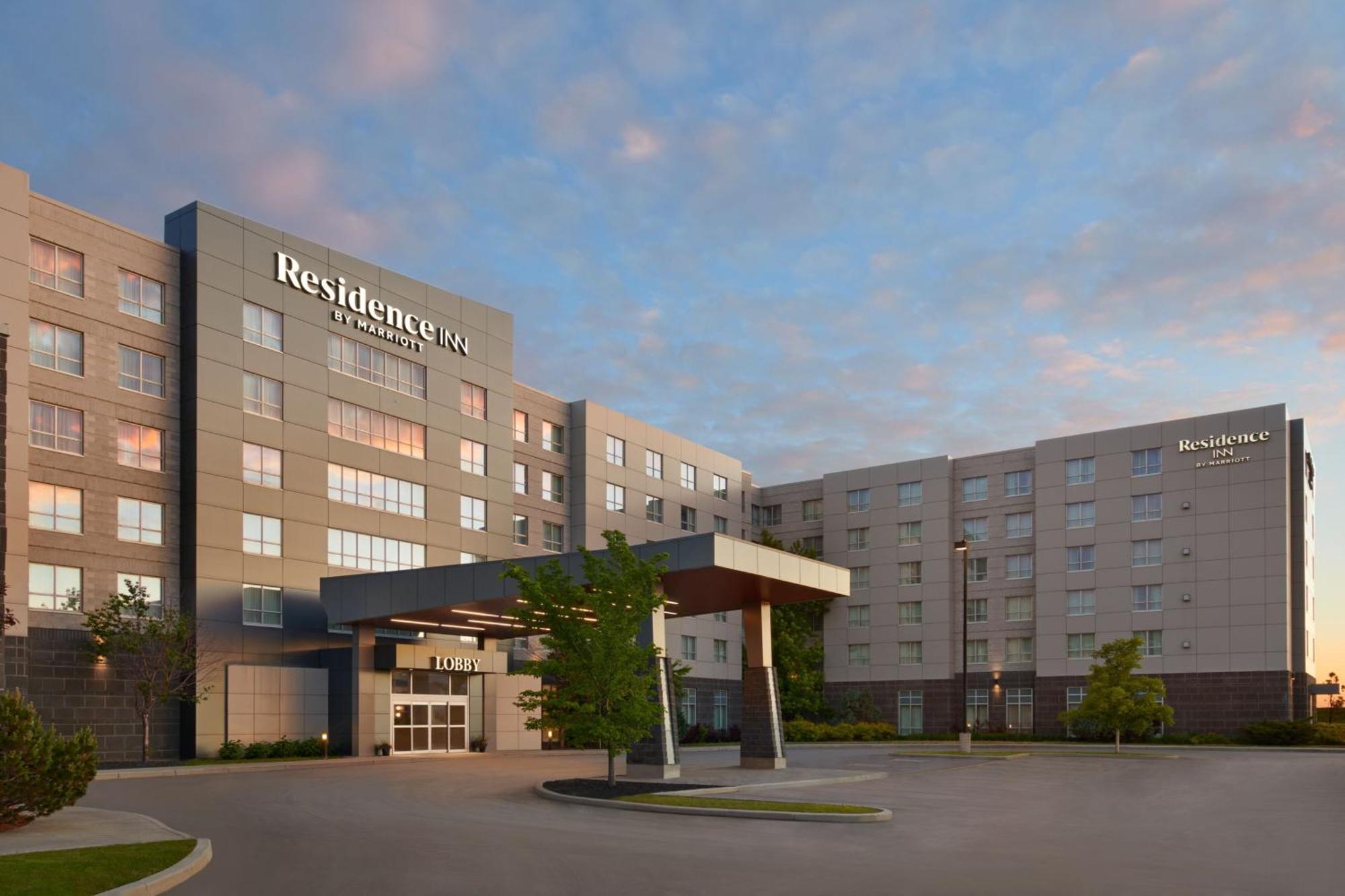 Residence Inn By Marriott Calgary Airport Esterno foto