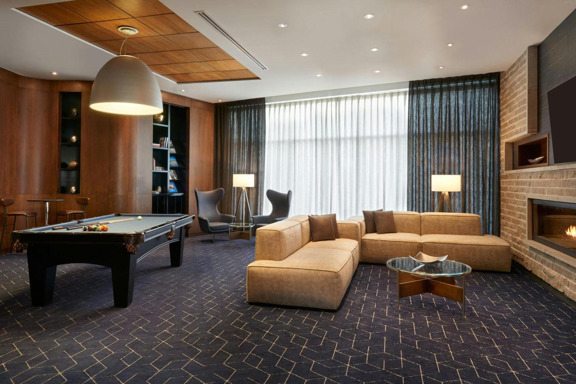 Residence Inn By Marriott Calgary Airport Esterno foto